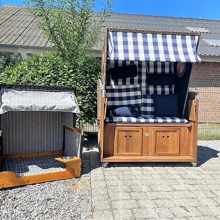 Lena, Barrierefrei, Hundefreundlich, Eingezaeunt, Kamin, Wlan Holiday home