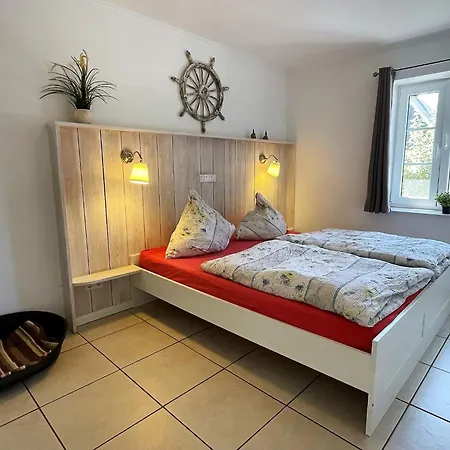 Lena, Barrierefrei, Hundefreundlich, Eingezaeunt, Kamin, Wlan
